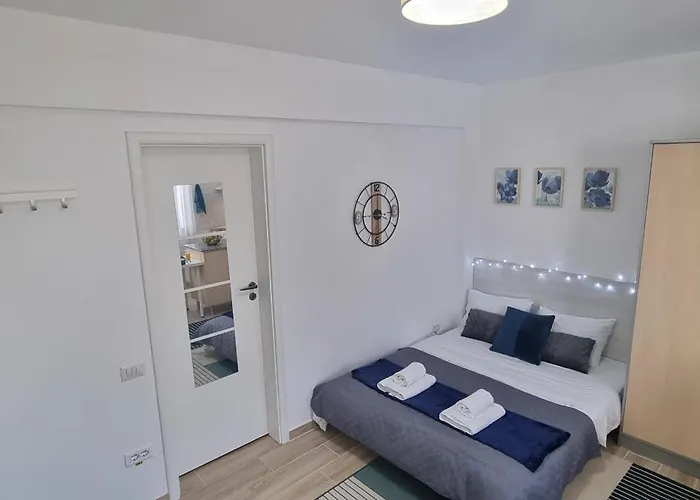 Fundeni Hospital - Kitchen, Terrace & Parking Apartamento *