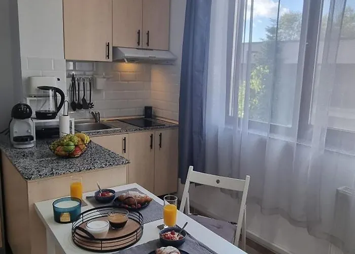 דירה Fundeni Hospital - Kitchen, Terrace & Parking *